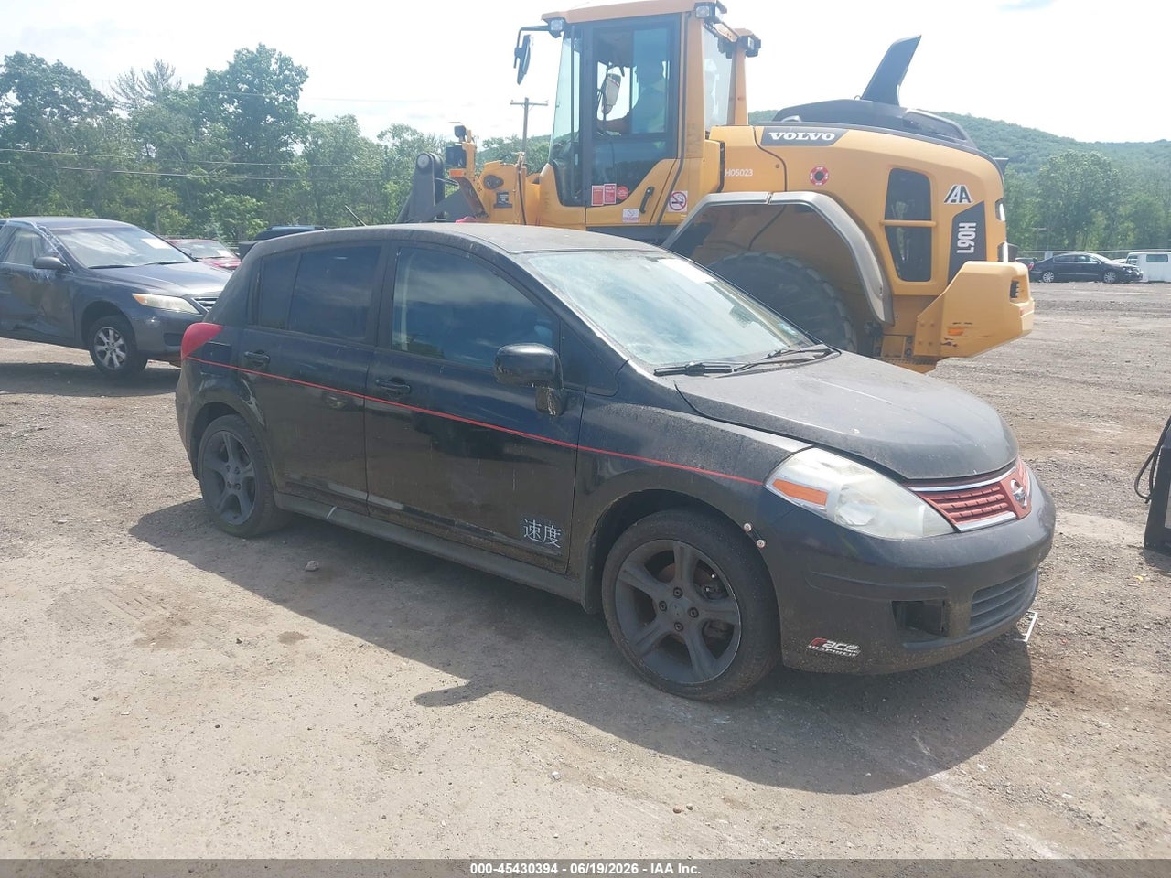 3N1BC13E07L****** · 2007 NISSAN VERSA 1.8S