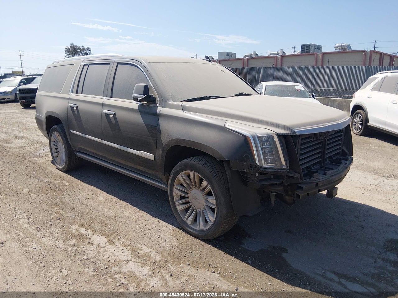 1GYS4KKJ0KR****** · 2019 CADILLAC ESCALADE ESV PLATINUM