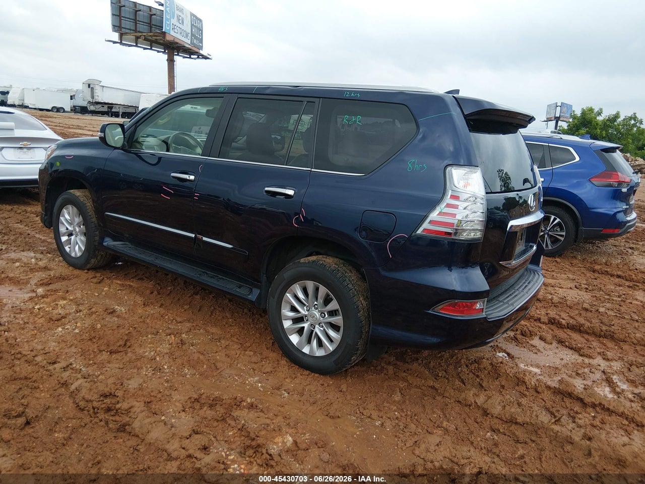 2017 LEXUS GX 460   · 3/11