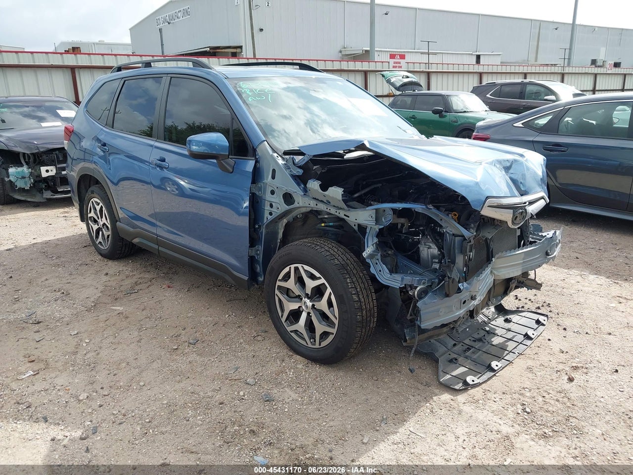 JF2SKAJC7MH****** · 2021 SUBARU FORESTER PREMIUM
