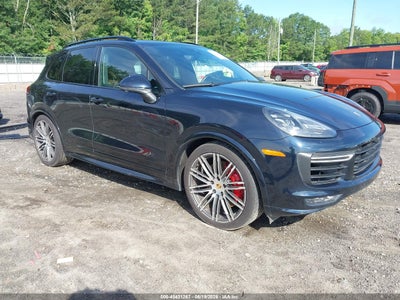 2017 PORSCHE CAYENNE GTS