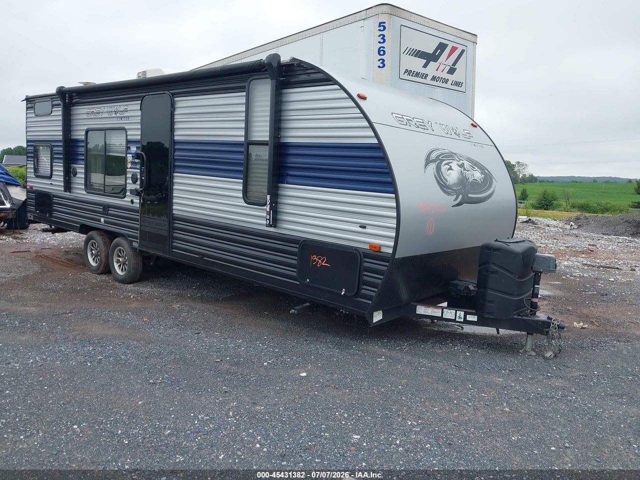 5ZT2CKRB7NF****** · 2022 FOREST RIVER GREY WOLF SPECIAL EDITION 26DJSE TRAVEL TRAILER