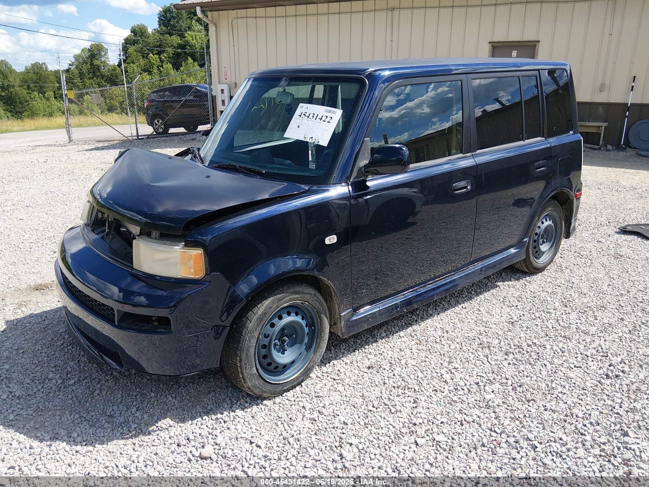 2006 SCION XB   · 2/10