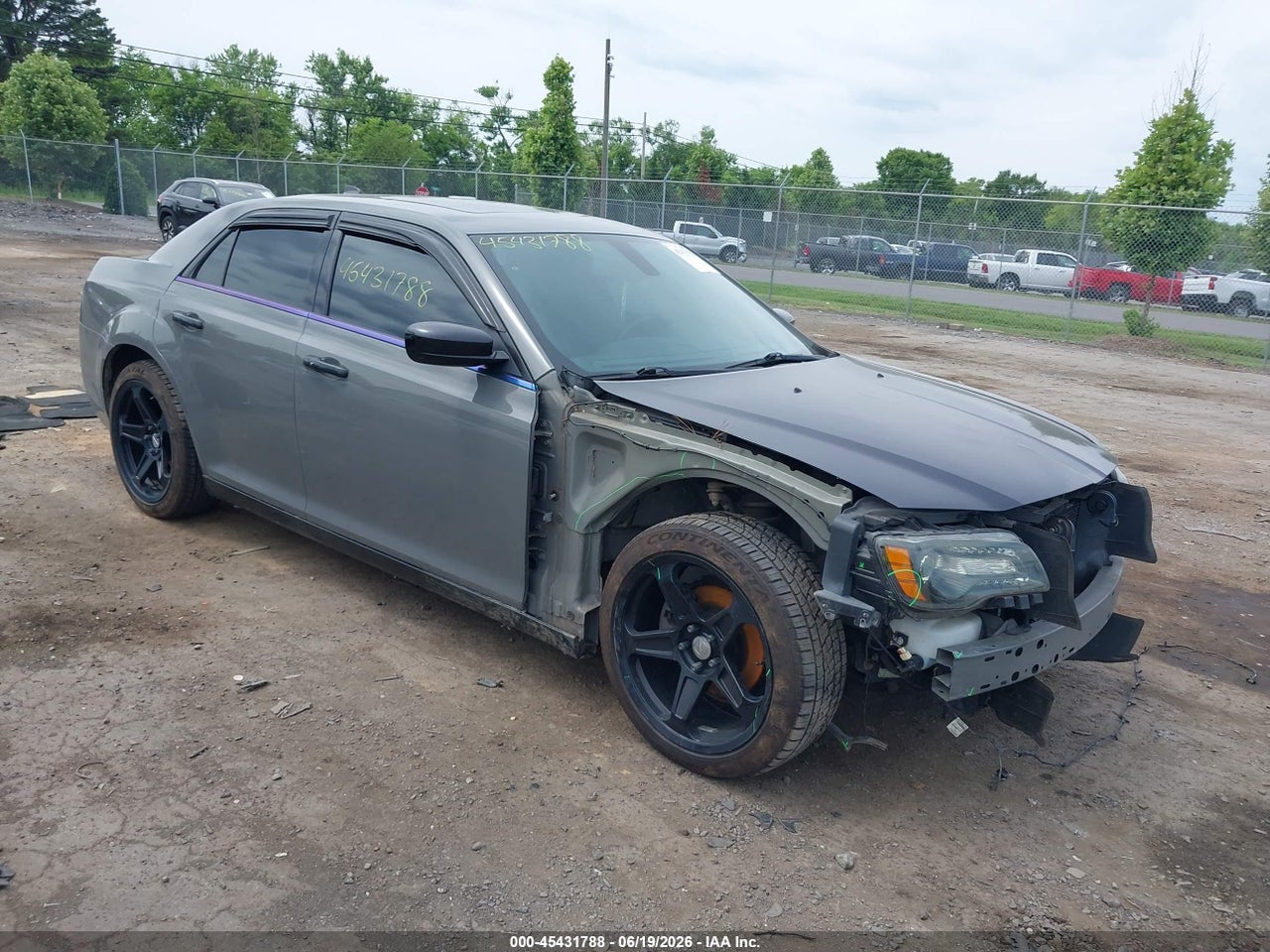 2C3CCAEG2JH****** · 2018 CHRYSLER 300 LIMITED
