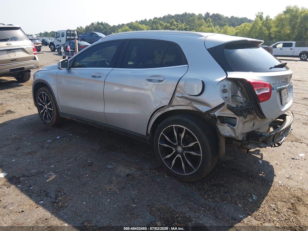 2016 MERCEDES-BENZ GLA 250 · 3/11