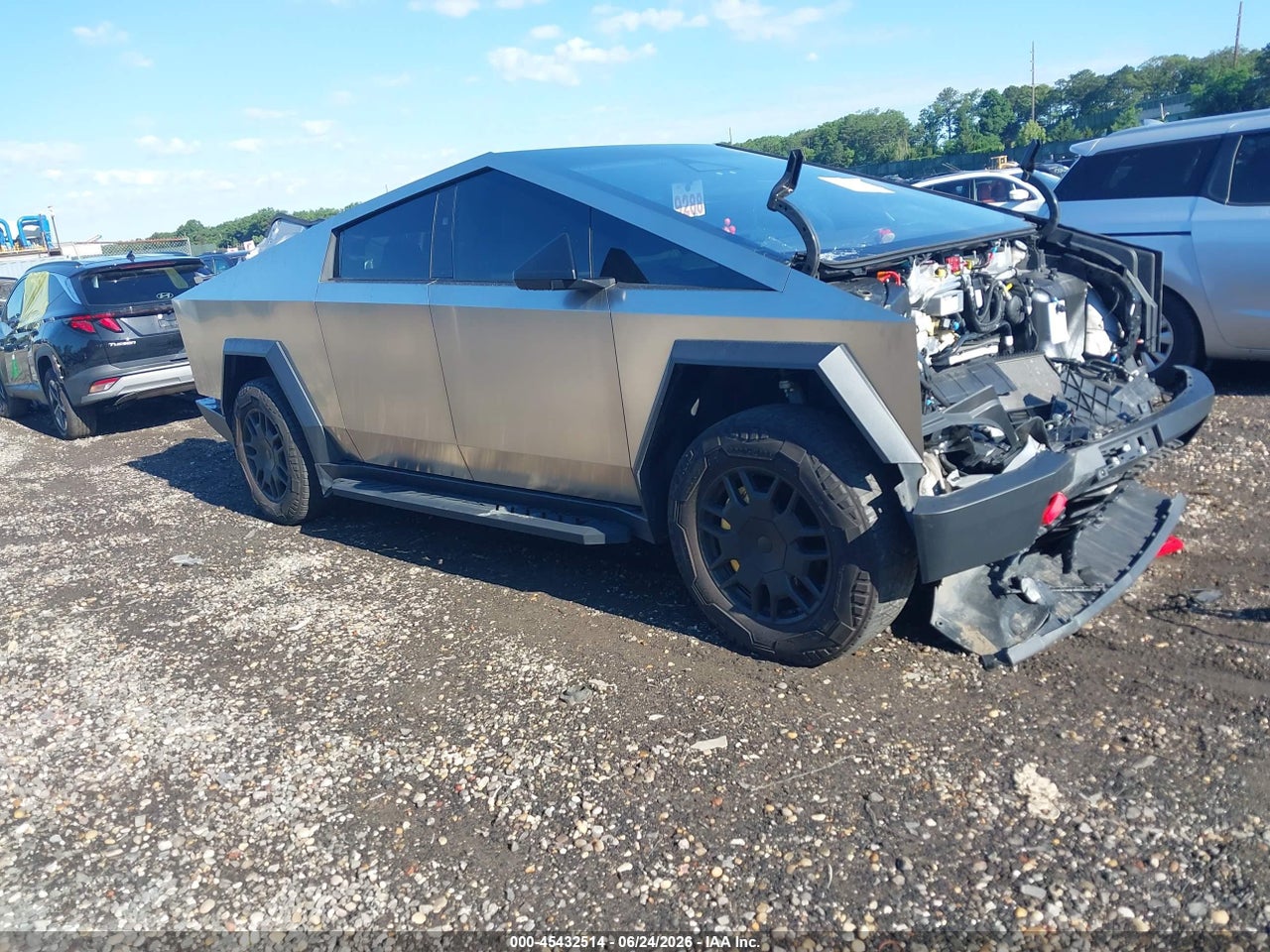 7G2CEHED5SA****** · 2025 TESLA CYBERTRUCK ALL-WHEEL DRIVE