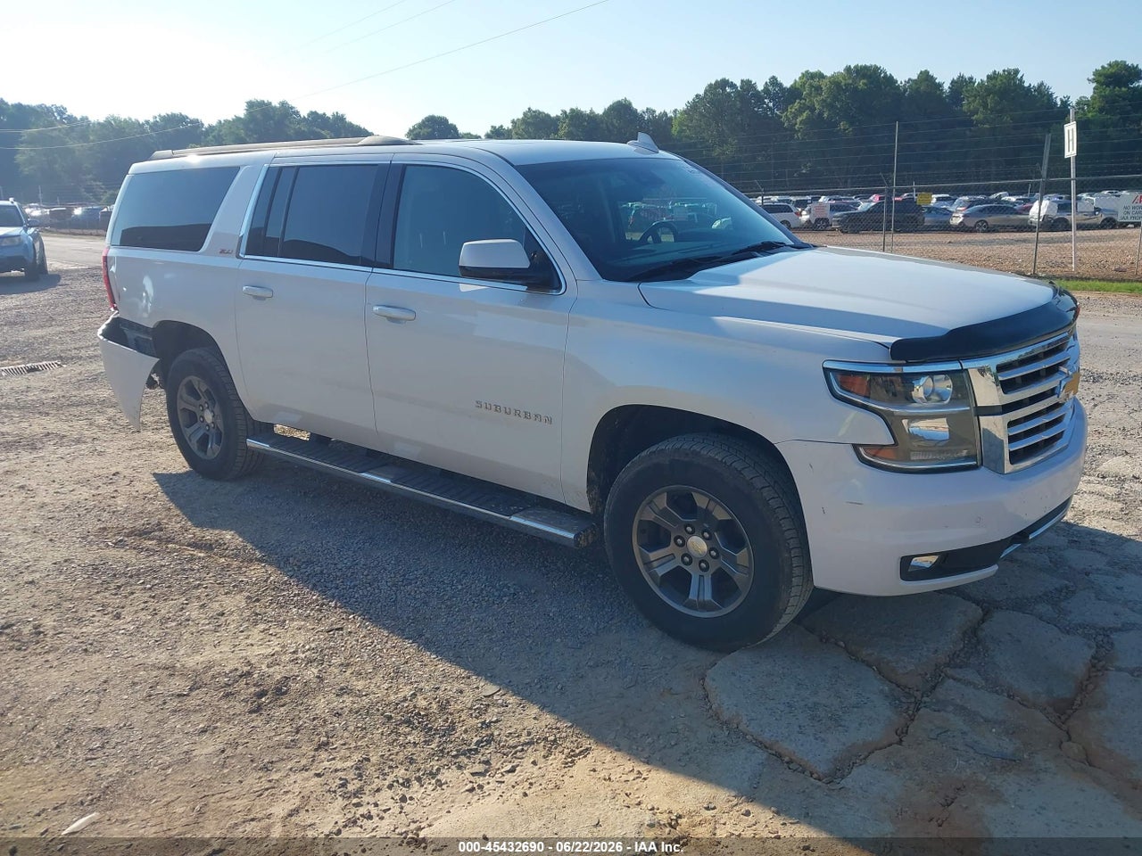 1GNSKHKC6GR****** · 2016 CHEVROLET SUBURBAN LT