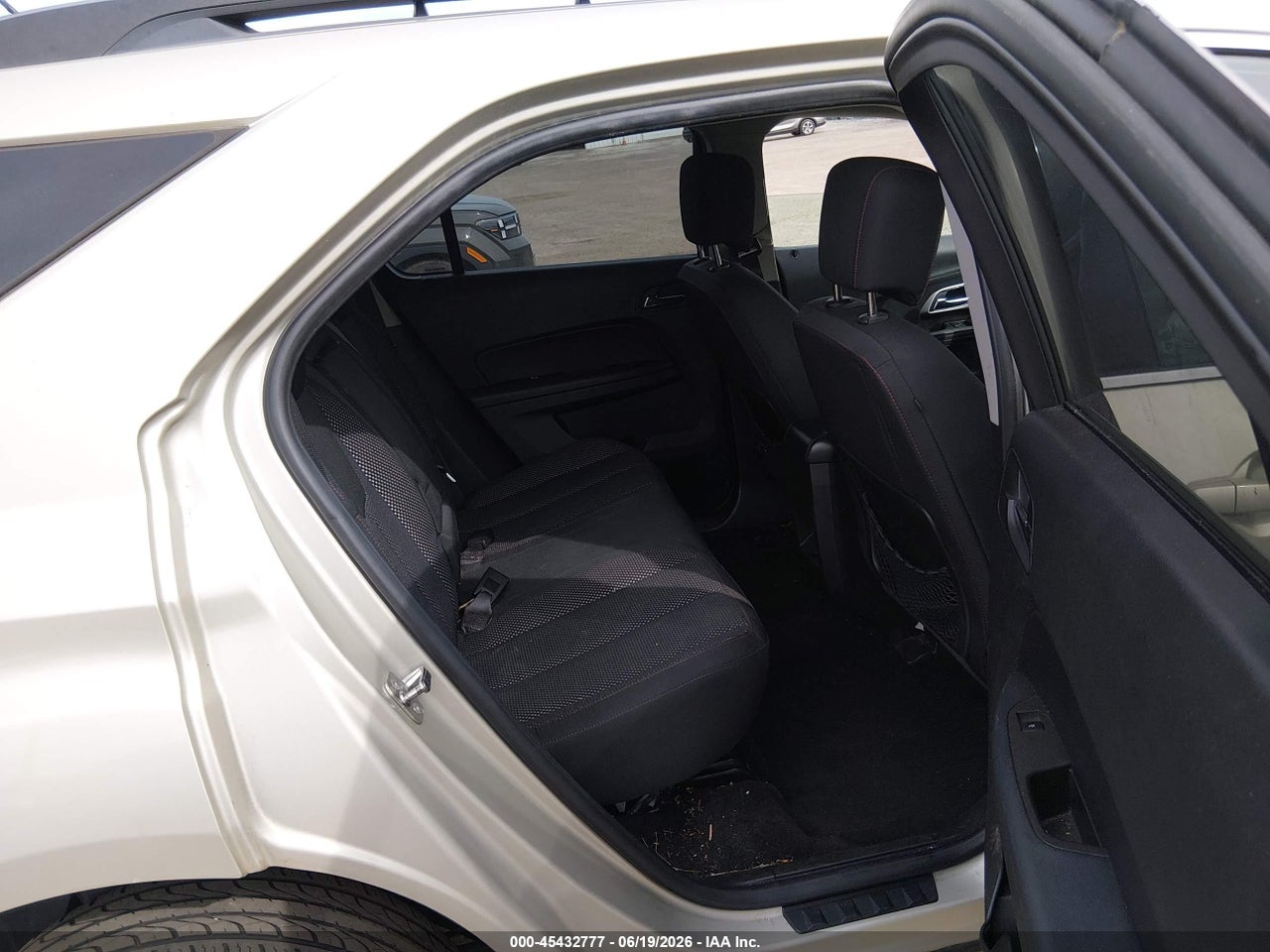 2GNALBEK4E6****** · 2014 CHEVROLET EQUINOX LT · 8/11