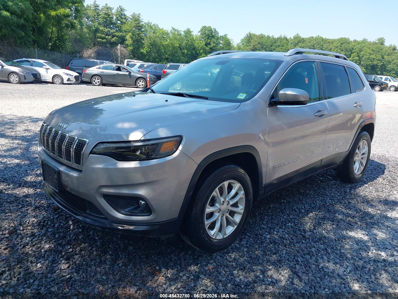 2019 JEEP CHEROKEE LATITUDE 4X4 · 2/11