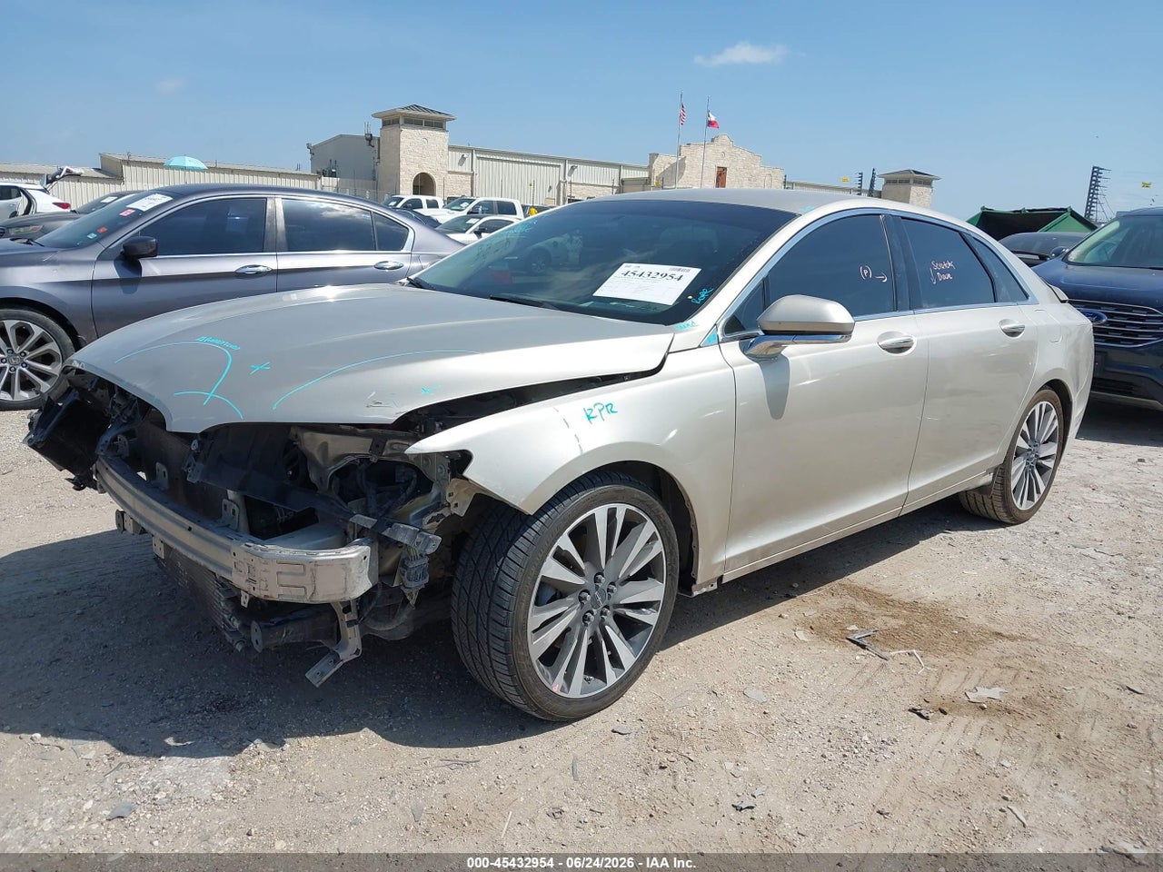 2017 LINCOLN MKZ HYBRID SELECT · 2/11