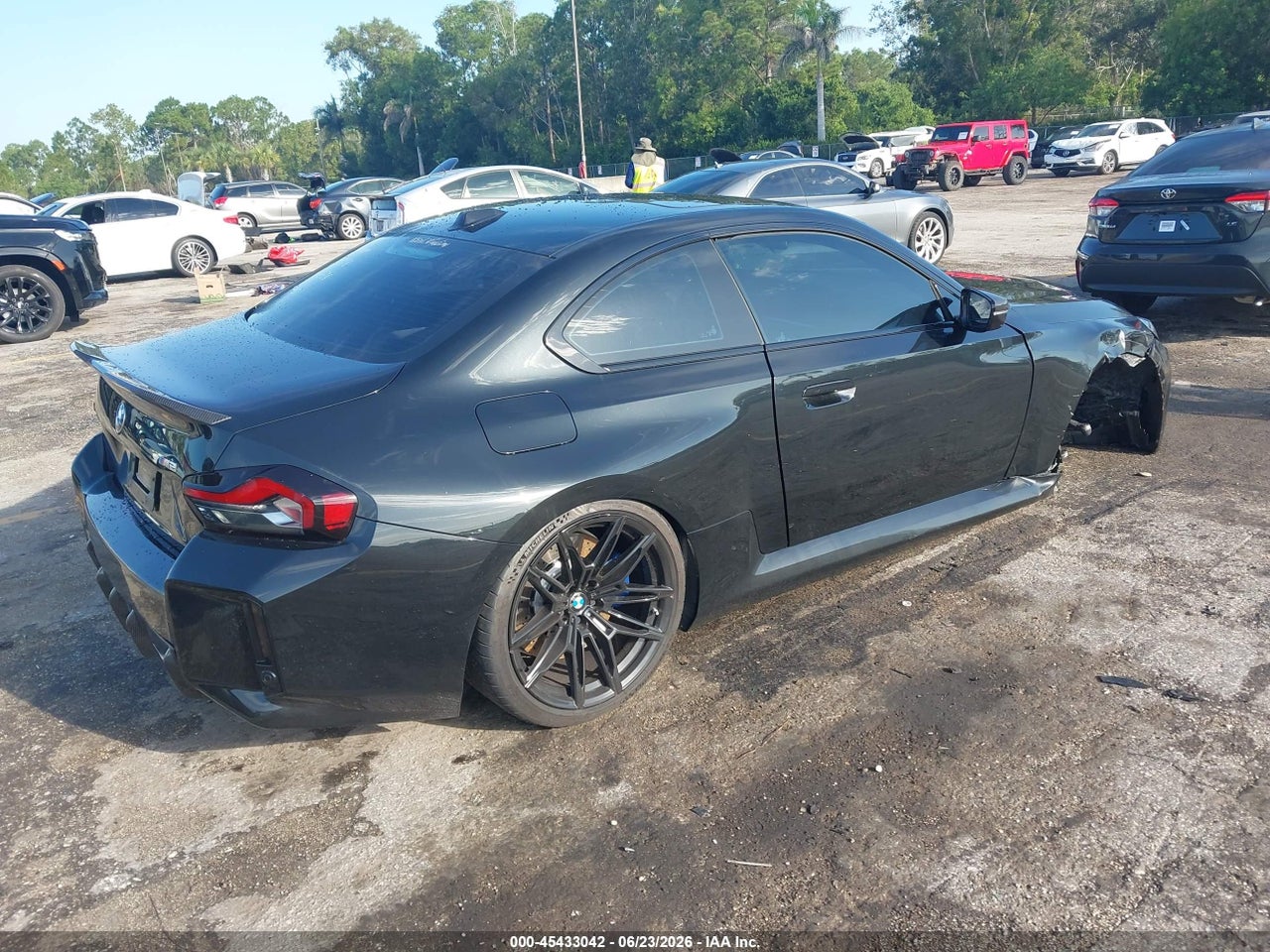 2024 BMW M2   · 4/11