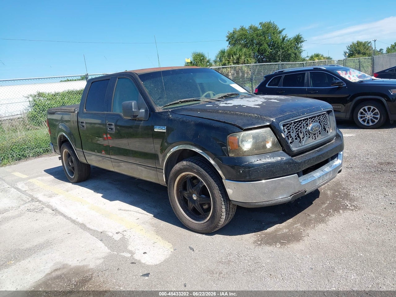 1FTPW12534K****** · 2004 FORD F-150 LARIAT/XLT