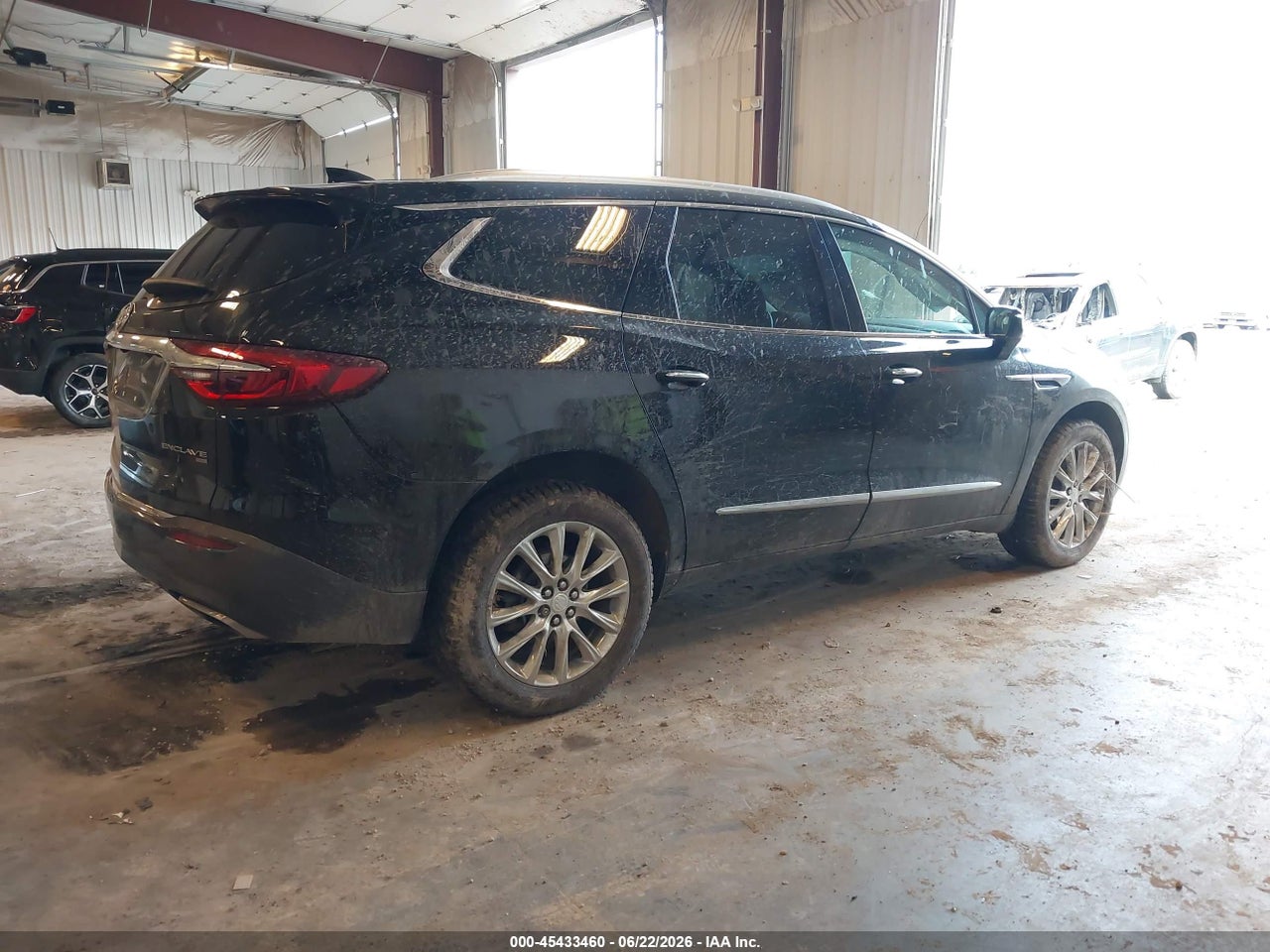 2019 BUICK ENCLAVE ESSENCE · 4/11