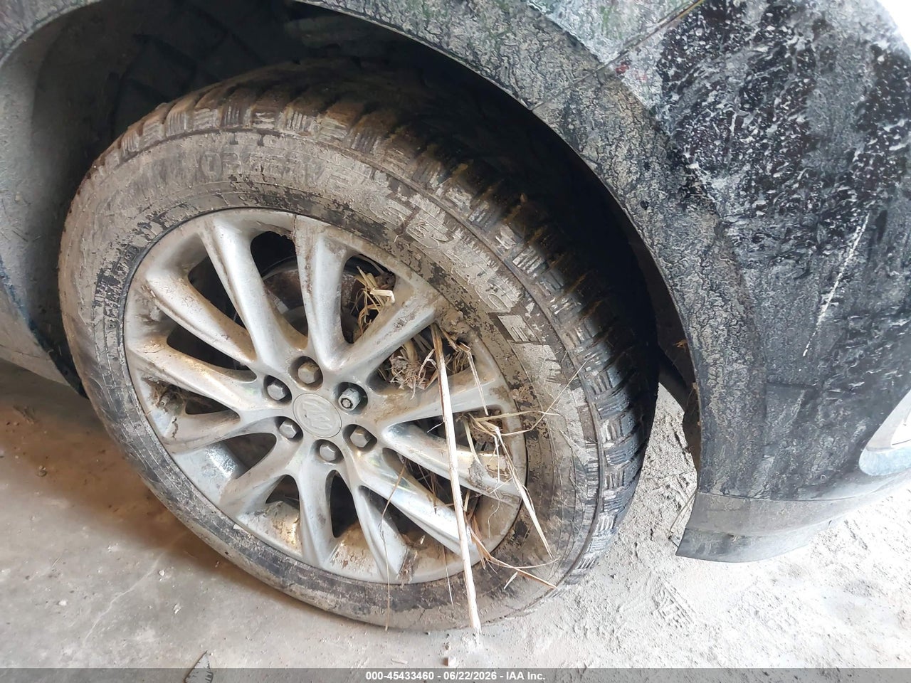 2019 BUICK ENCLAVE ESSENCE · 6/11