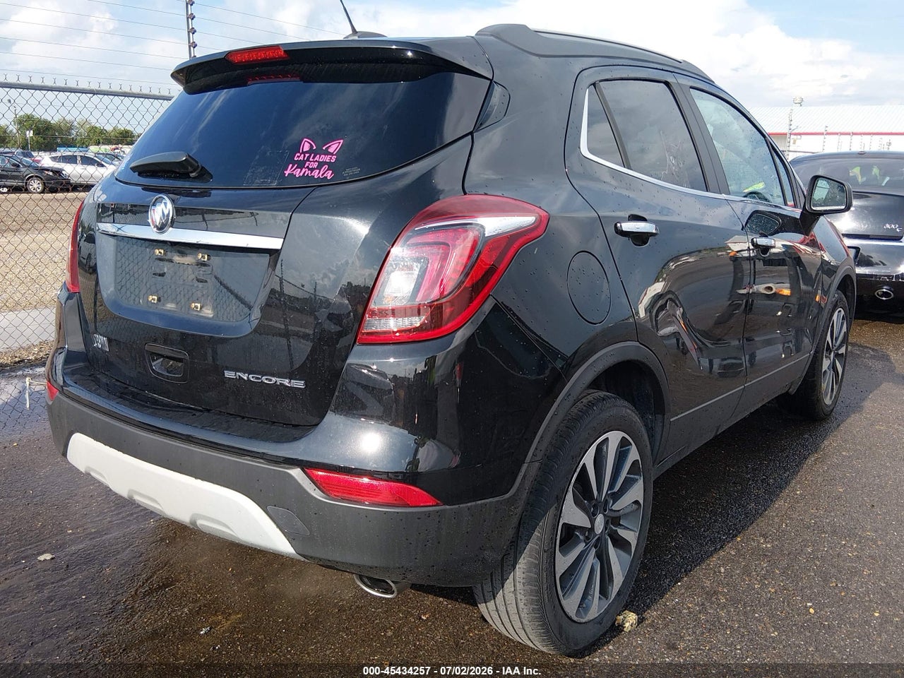 2022 BUICK ENCORE FWD PREFERRED · 4/11