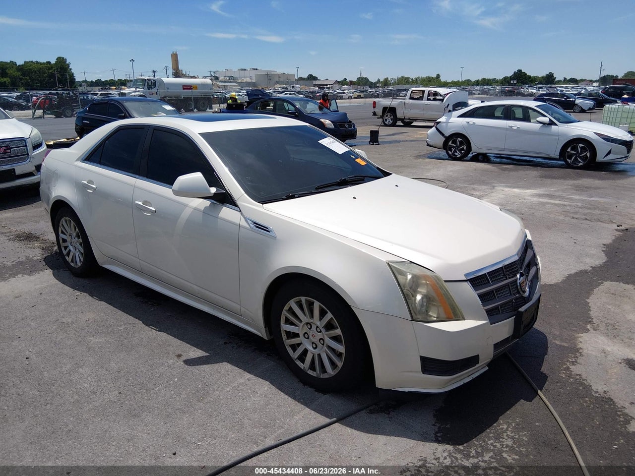 1G6DH5EG8A0****** · 2010 CADILLAC CTS LUXURY