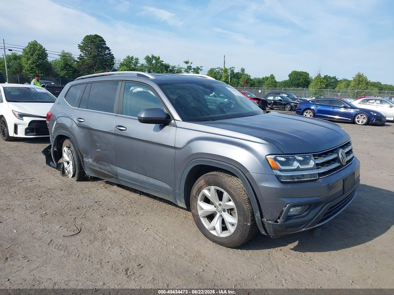 1V2DR2CA6JC****** · 2018 VOLKSWAGEN ATLAS 3.6L V6 SE/3.6L V6 SE W/TECHNOLOGY