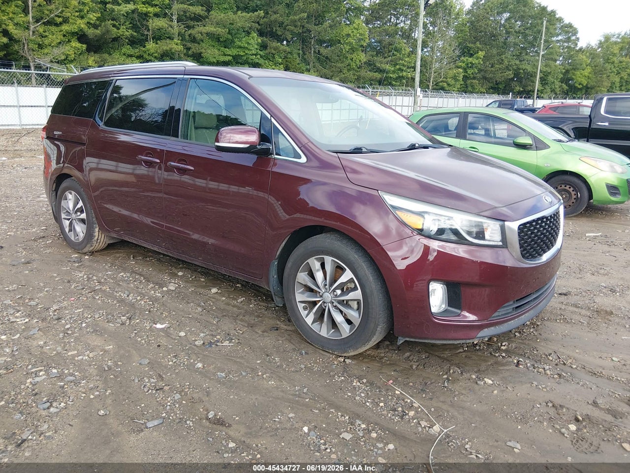 KNDMC5C1XG6****** · 2016 KIA SEDONA SX