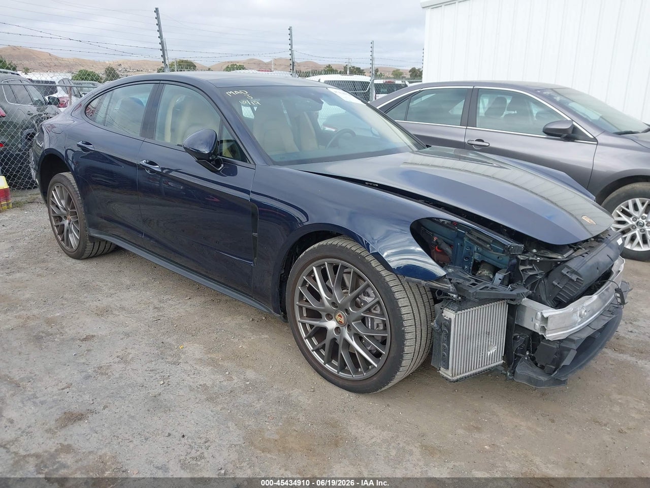 WP0AJ2A79ML****** · 2021 PORSCHE PANAMERA 4