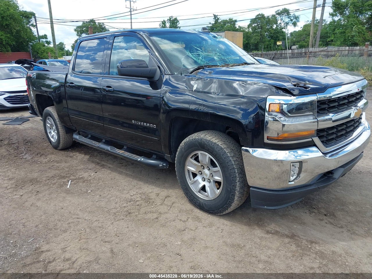 3GCUKREC1JG****** · 2018 CHEVROLET SILVERADO 1500 LT