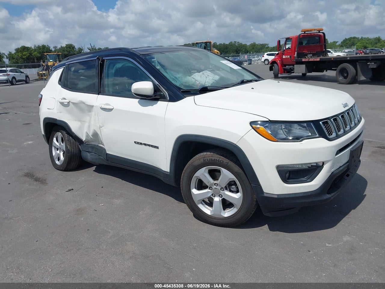 3C4NJDBB3KT****** · 2019 JEEP COMPASS LATITUDE 4X4