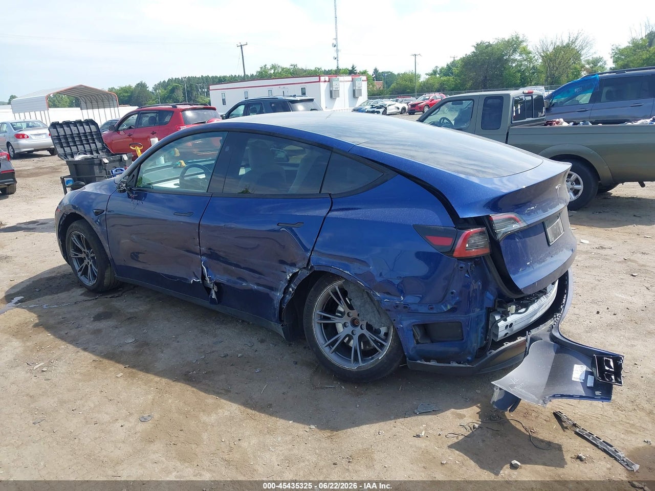 2024 TESLA MODEL Y LONG RANGE DUAL MOTOR ALL-WHEEL DRIVE · 3/9