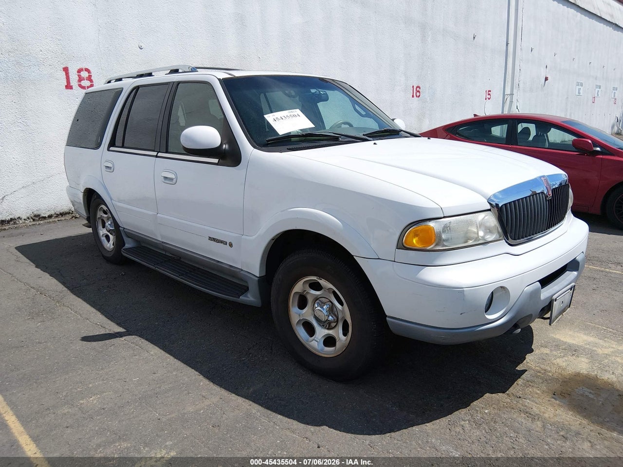 5LMFU28A7YL****** · 2000 LINCOLN NAVIGATOR