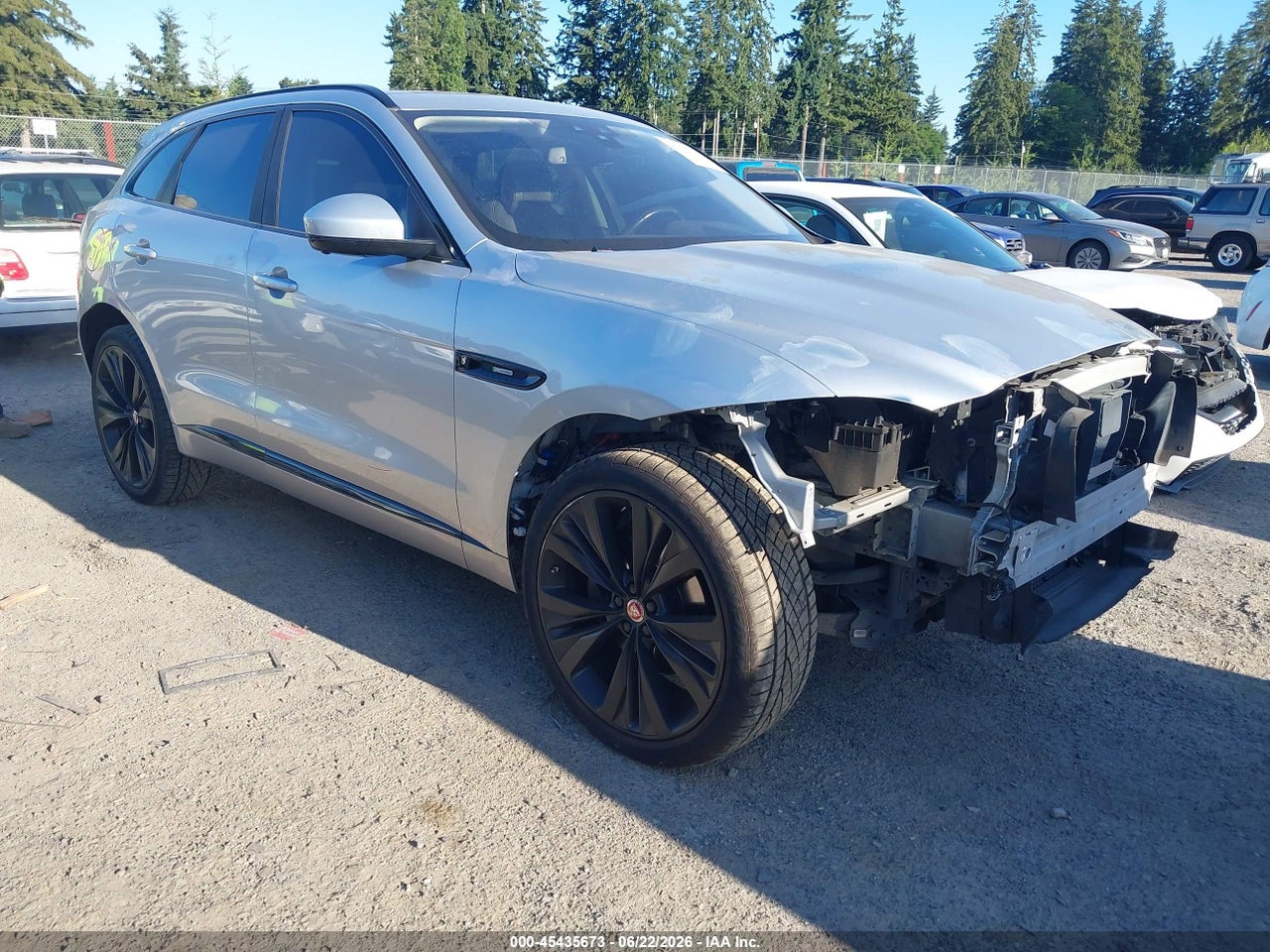 SADCL2BV4HA****** · 2017 JAGUAR F-PACE 35T R-SPORT