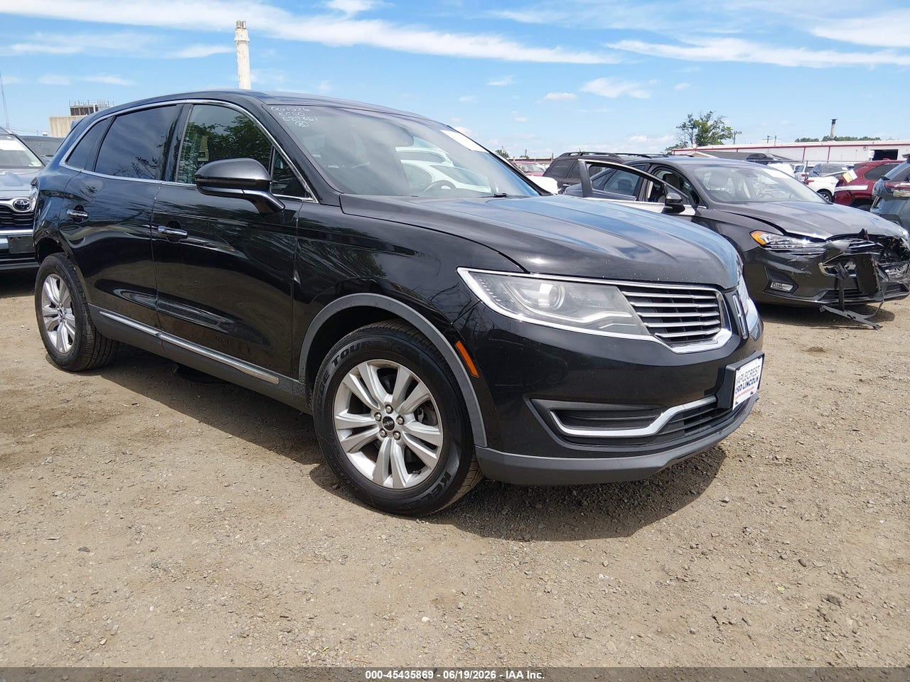 2LMPJ8JR7HB****** · 2017 LINCOLN MKX PREMIERE