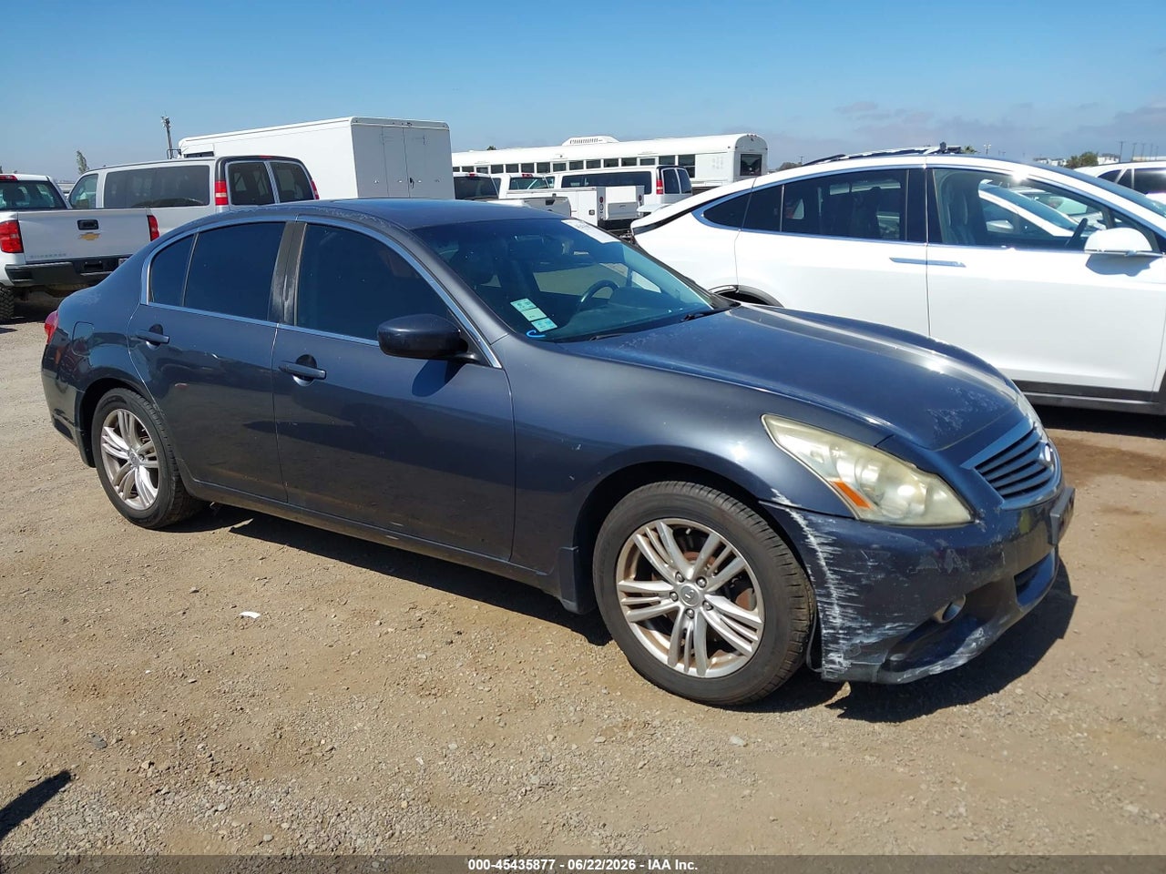 JN1CV6APXCM****** · 2012 INFINITI G37 JOURNEY