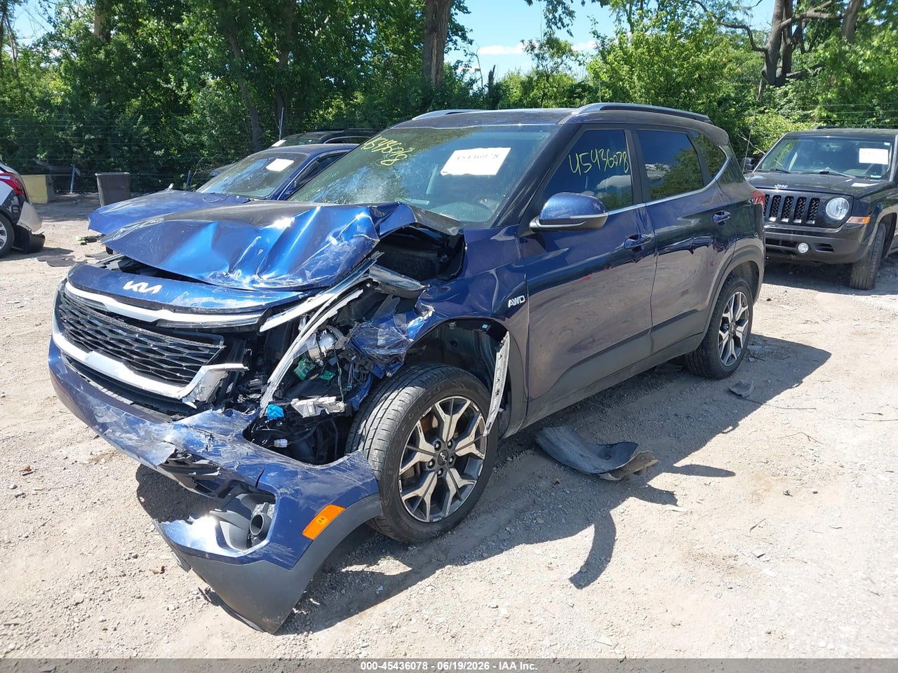 2022 KIA SELTOS EX · 2/10