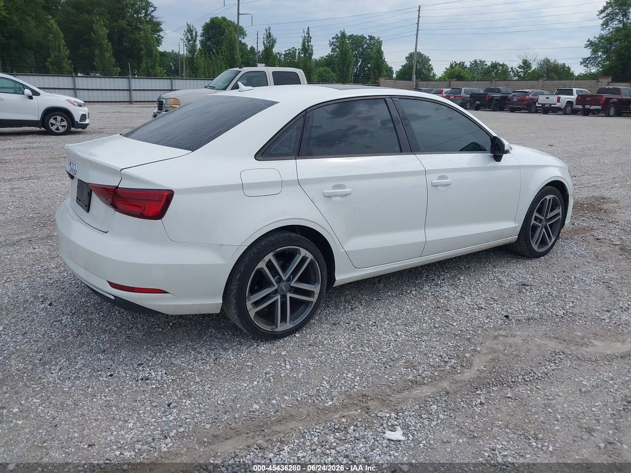 2017 AUDI A3 PREMIUM · 4/11