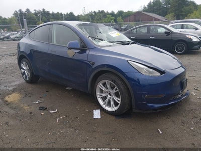 7SAYGAEE0RF****** · 2024 TESLA MODEL Y LONG RANGE DUAL MOTOR ALL-WHEEL DRIVE