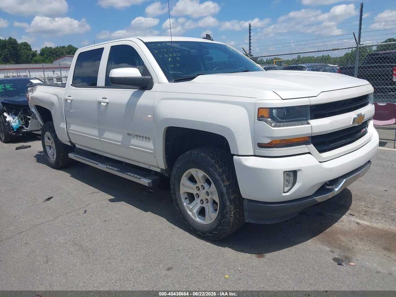 3GCUKREC4HG****** · 2017 CHEVROLET SILVERADO 1500 LT