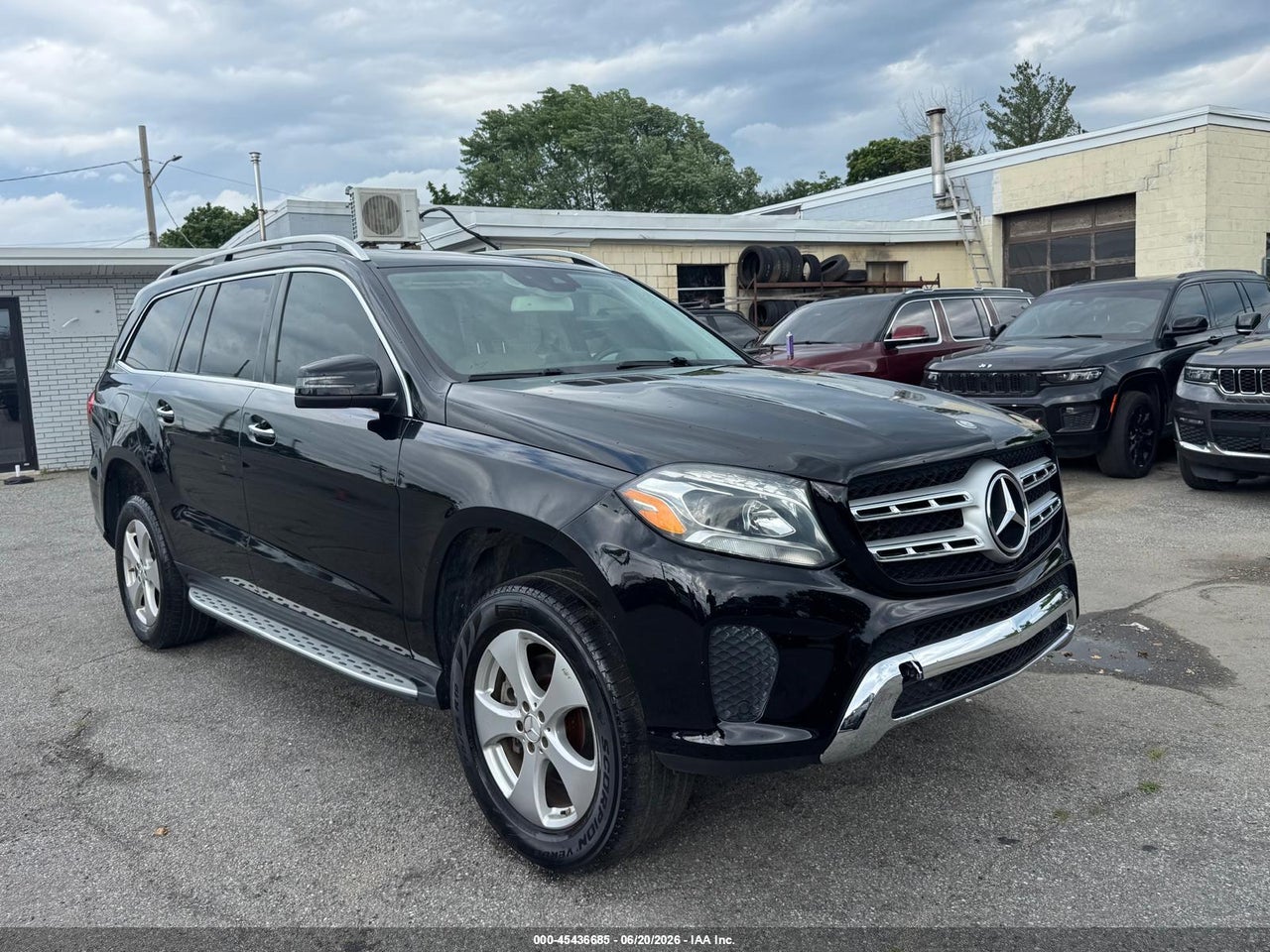 4JGDF6EE8HA****** · 2017 MERCEDES-BENZ GLS 450 4MATIC