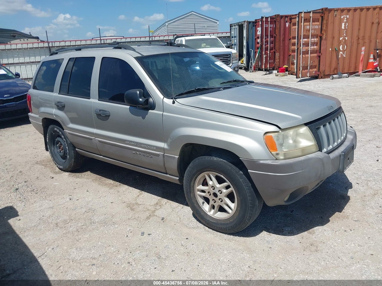 1J4GX48S34C****** · 2004 JEEP GRAND CHEROKEE LAREDO