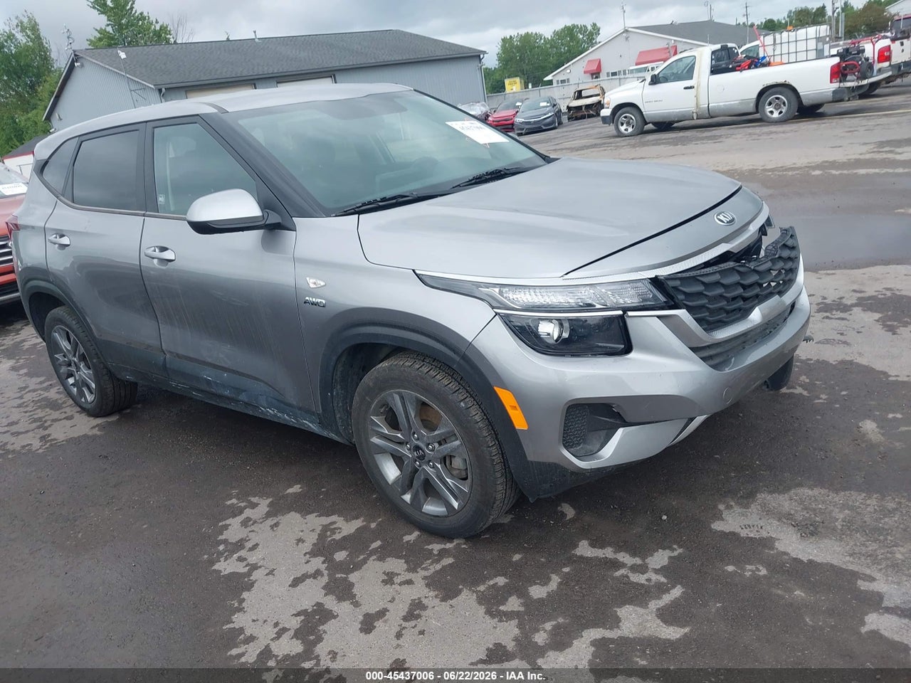 KNDEPCAA7M7****** · 2021 KIA SELTOS LX