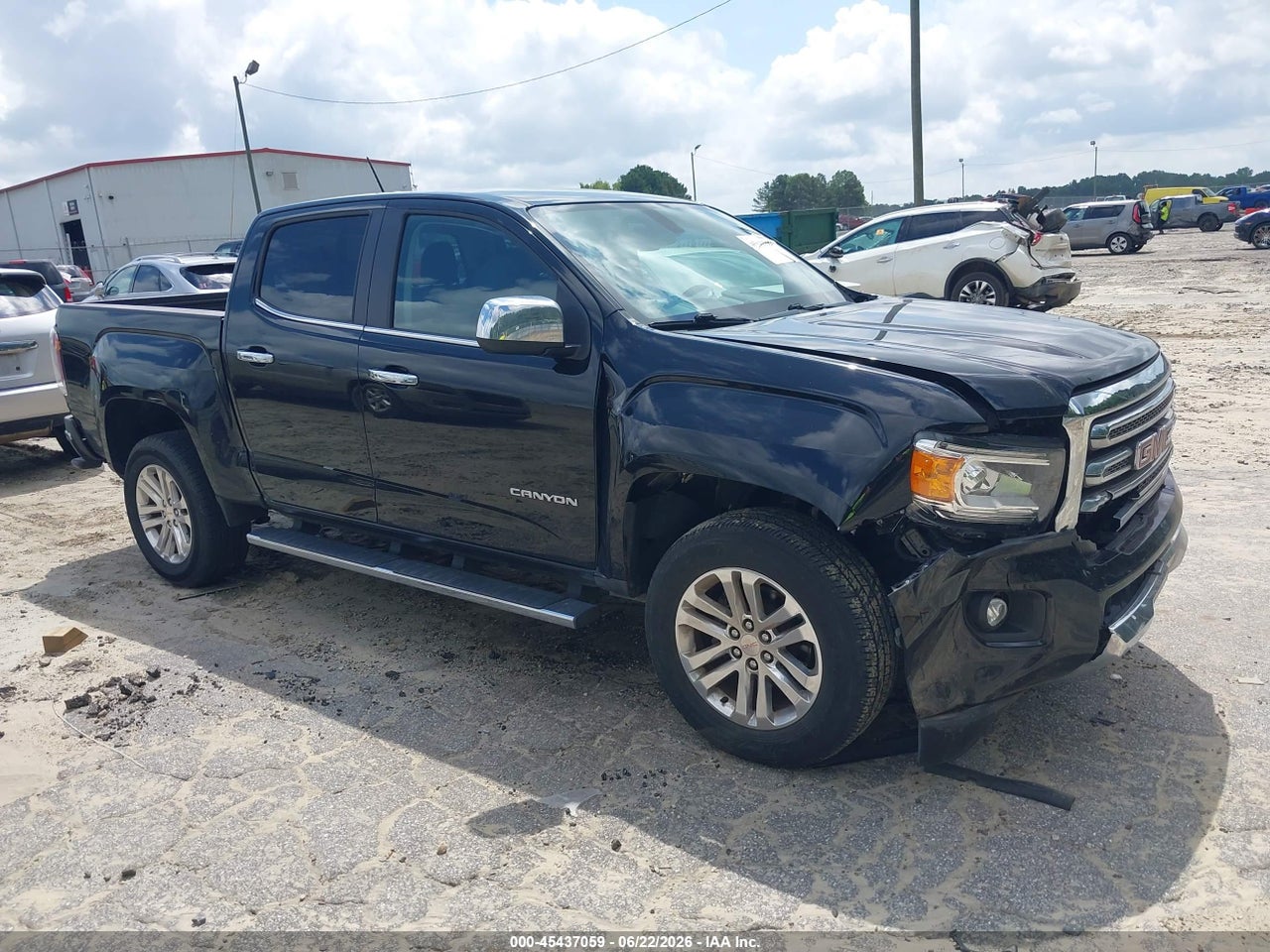 1GTG5DEN1J1****** · 2018 GMC CANYON 2WD SLT