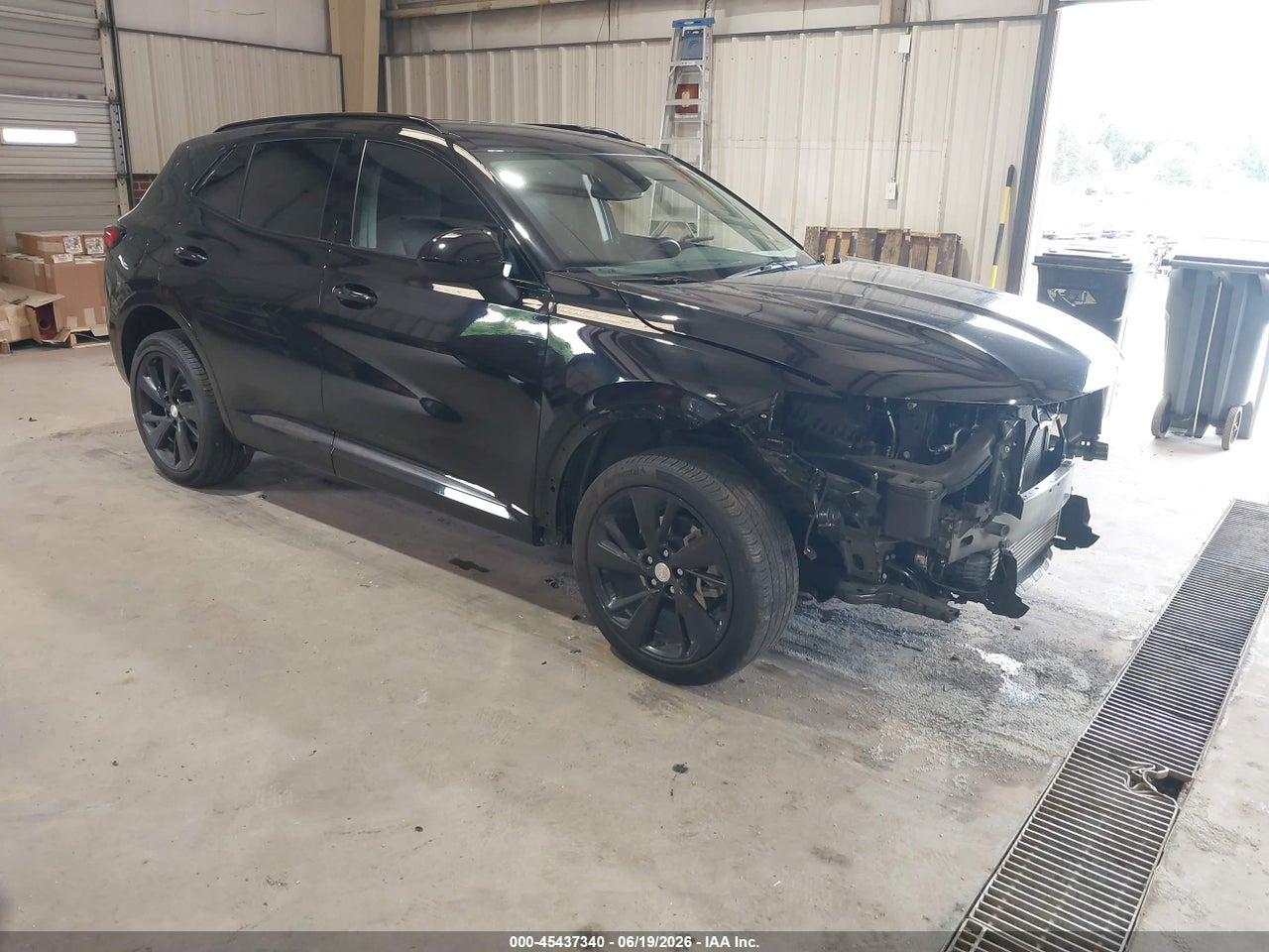 LRBFZNR42MD****** · 2021 BUICK ENVISION FWD ESSENCE