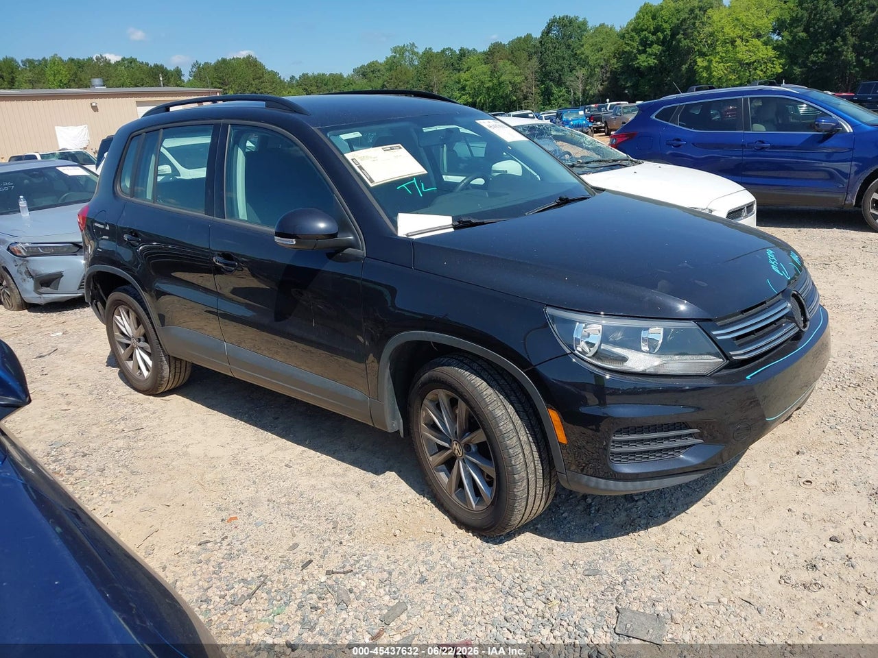 WVGBV7AX3HK****** · 2017 VOLKSWAGEN TIGUAN 2.0T/2.0T S
