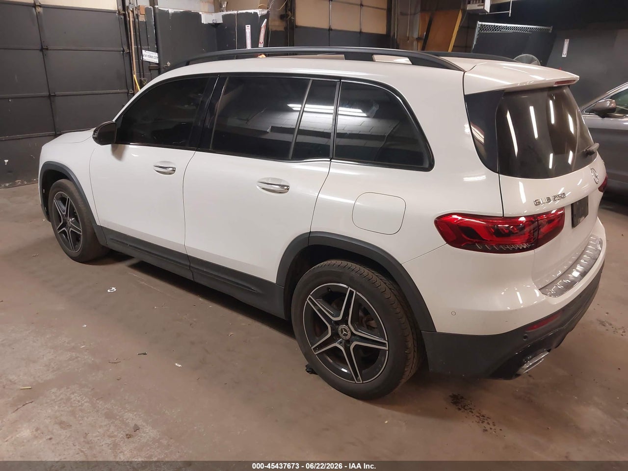 2020 MERCEDES-BENZ GLB 250 4MATIC · 3/11