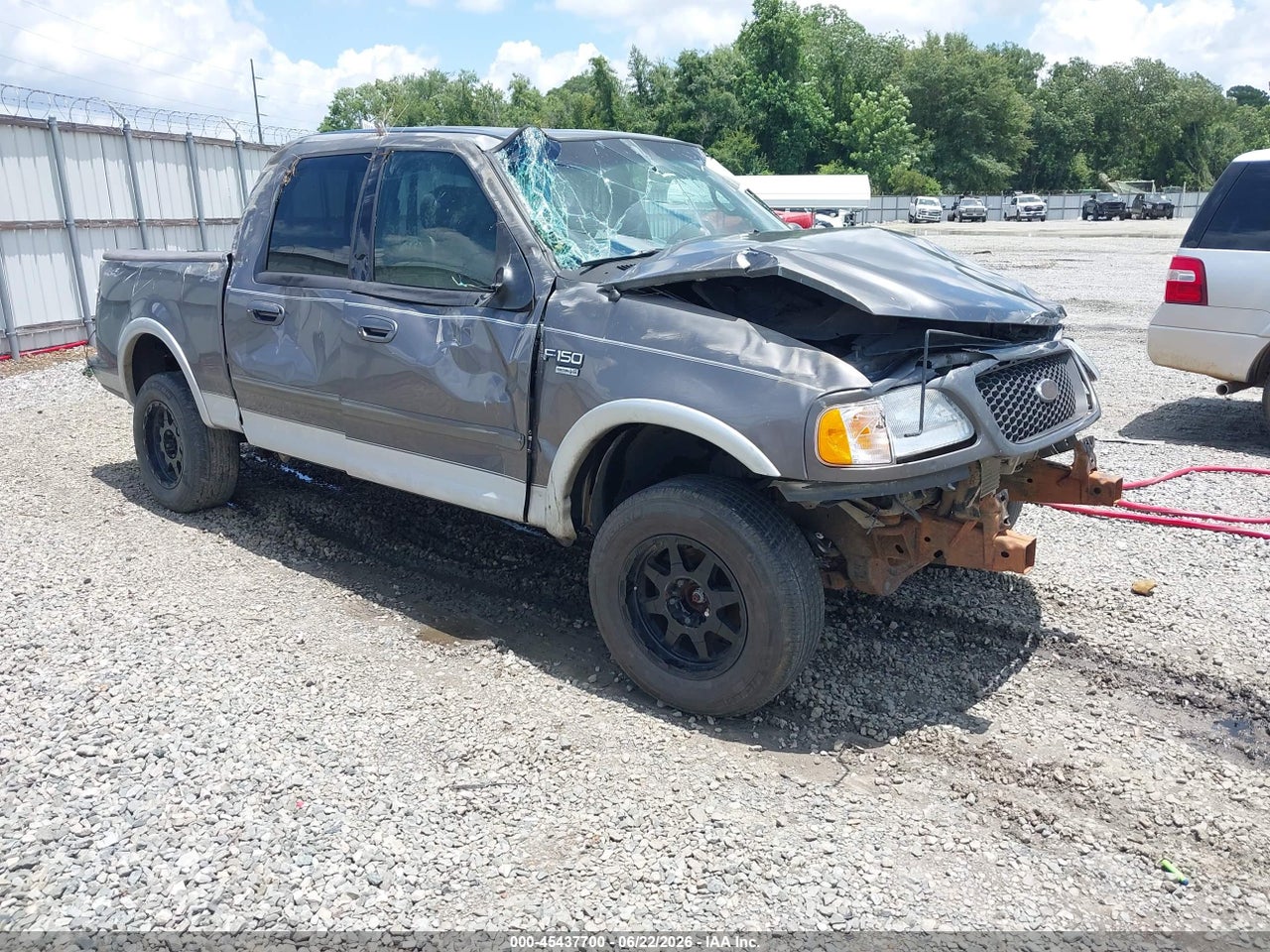 1FTRW08L52K****** · 2002 FORD F-150 LARIAT/XLT