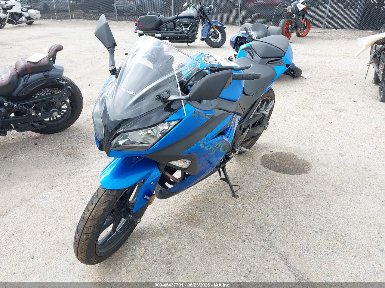 2017 KAWASAKI EX300 B · 2/11