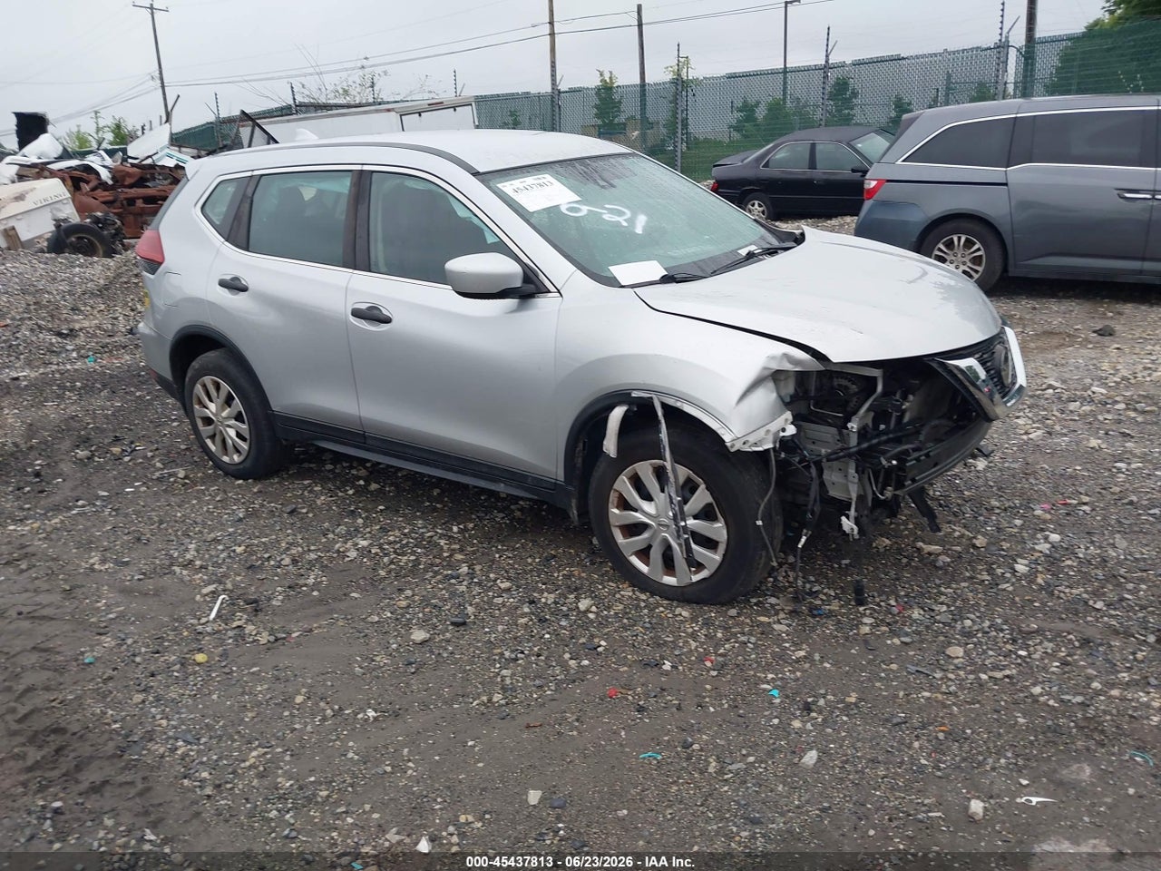 5N1AT2MV7KC****** · 2019 NISSAN ROGUE S