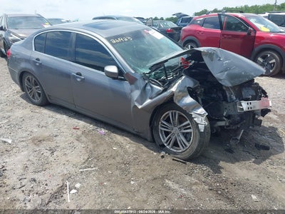 JN1CV6AP4DM****** · 2013 INFINITI G37 JOURNEY