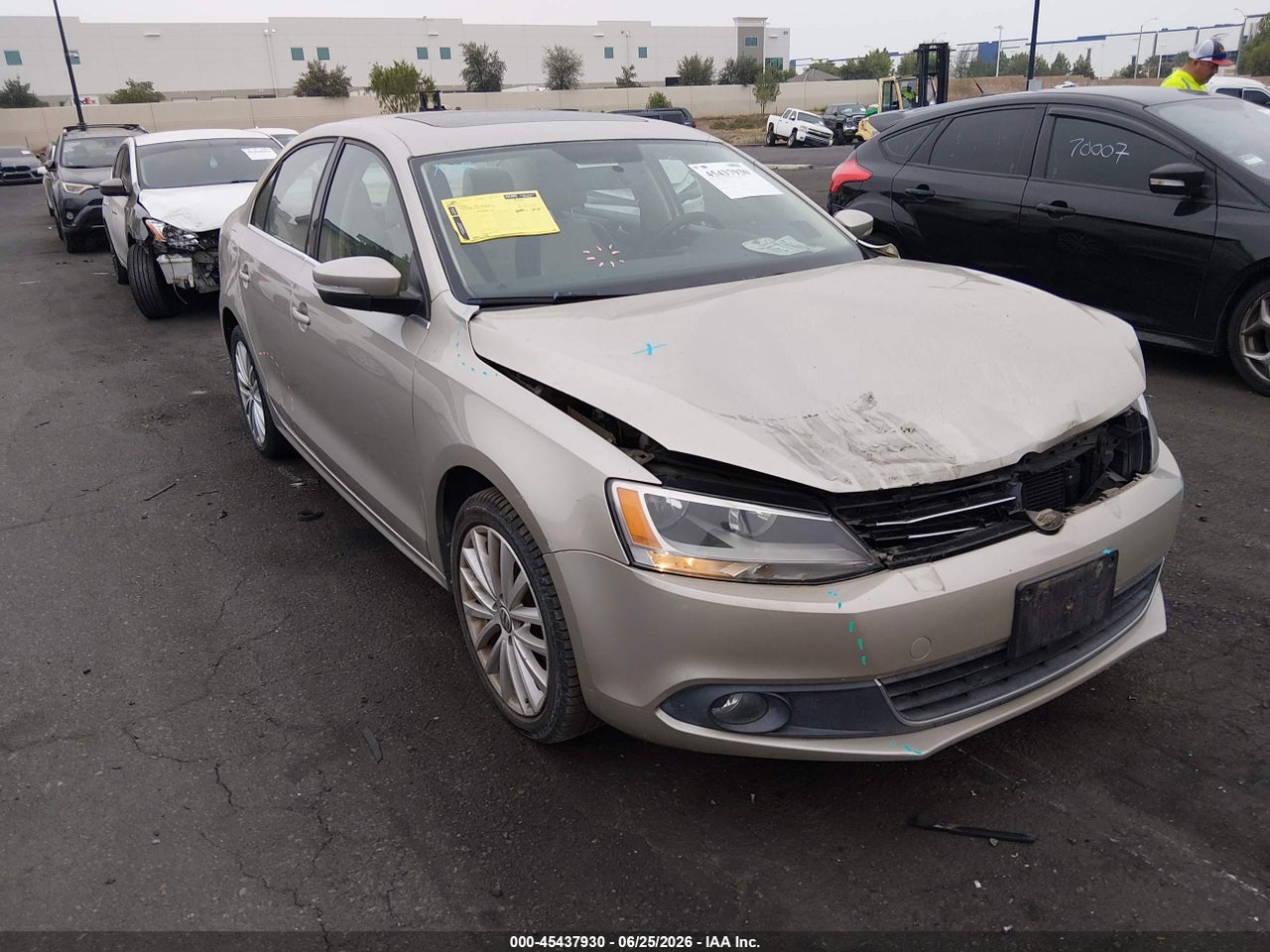3VWL17AJ8EM****** · 2014 VOLKSWAGEN JETTA 1.8T SEL