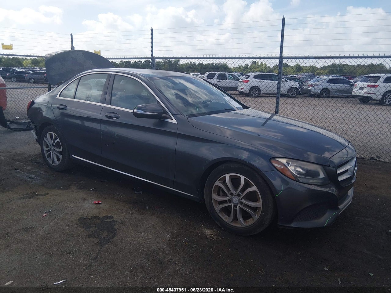 55SWF4JB3FU****** · 2015 MERCEDES-BENZ C 300