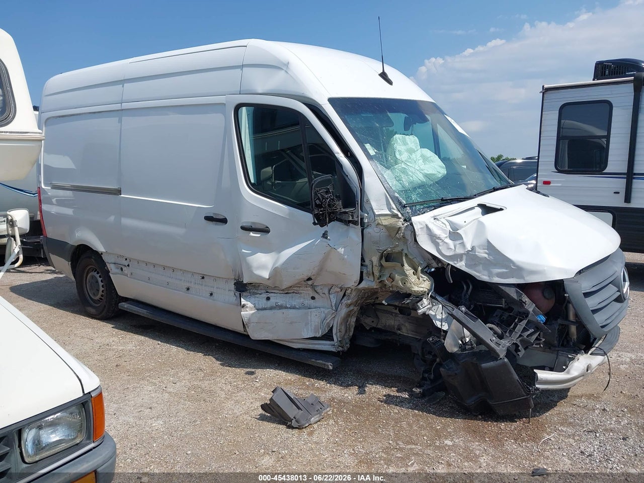 W1Y4EBHY4MT****** · 2021 MERCEDES-BENZ SPRINTER 2500 STANDARD ROOF V6