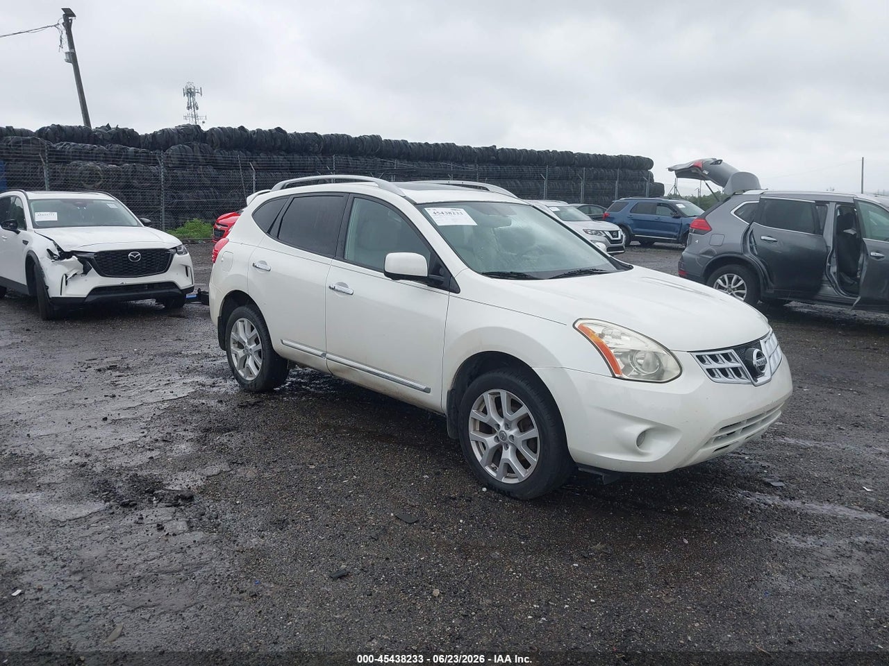JN8AS5MV2DW****** · 2013 NISSAN ROGUE SV W/SL PKG