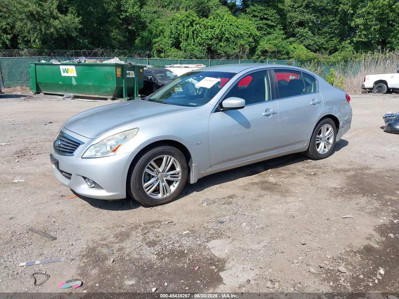 2015 INFINITI Q40 · 2/10